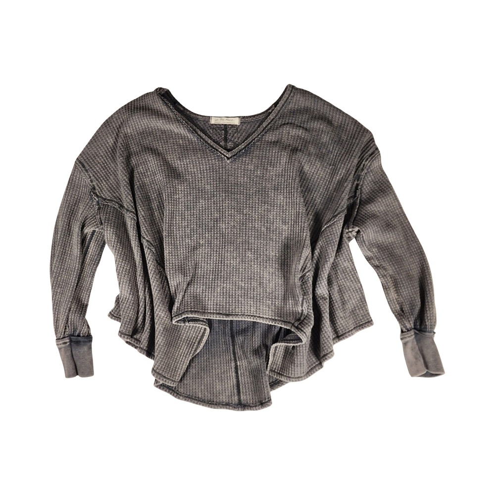 We‎ The Free Washed Charcoal Waffle Knit V Neck High Low Cropped Shirt Medium